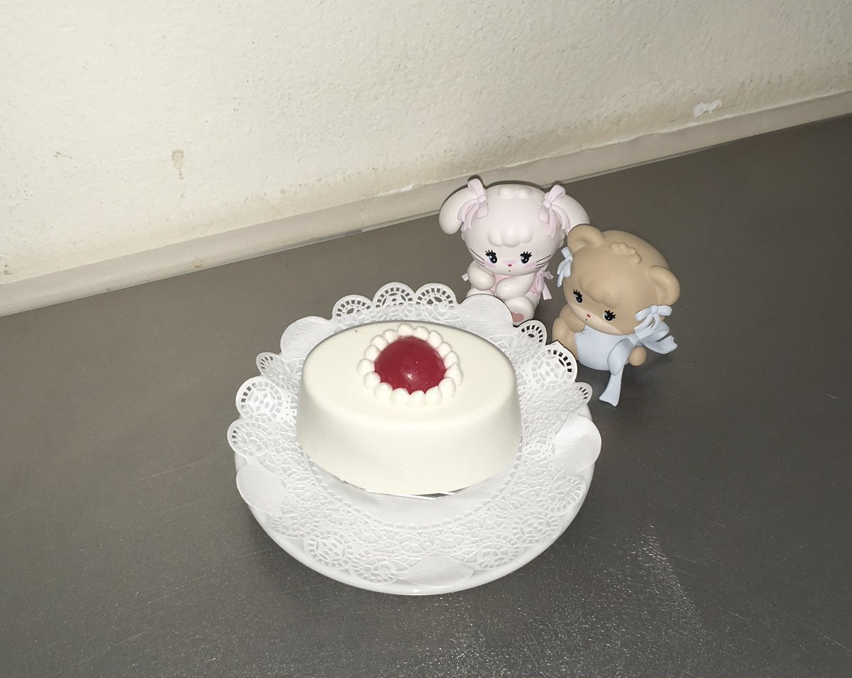 ruemmee's tweet photo. 🎀 𓈒𓂂𓂃ᗢᘏ୭♡ https://t.co/ioVZOOYGqd