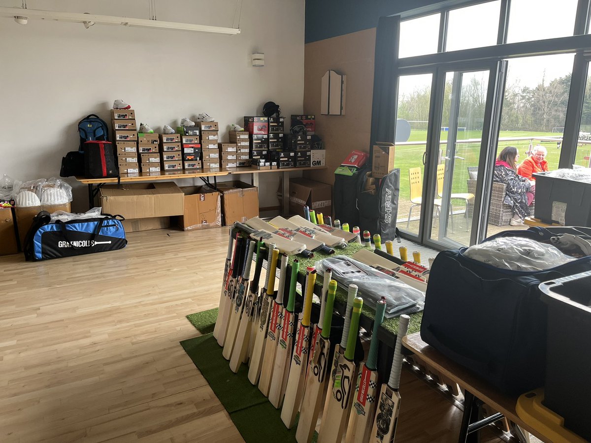 CleanHitCricket's tweet photo. We’re going to be at @RainhillCric on Friday evening this week from 6.00pm to 7.30pm. Looking forward to seeing you there. 
#cricket #cricketkit #cricketgear https://t.co/rjUdFE4CMO