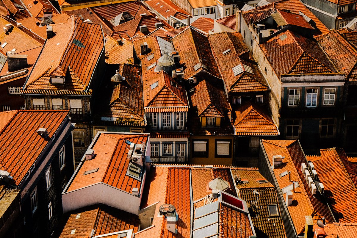 adam_cannon's tweet image. Spent the Bank Holiday weekend in #Porto. What an incredible city! 🇵🇹✨
Packed with fabulous company, world-class Port (found some amazing whites!), stunning architecture, and dramatic Atlantic views at Foz.
If it's not on your travel list, put it there now. 🍷🌊