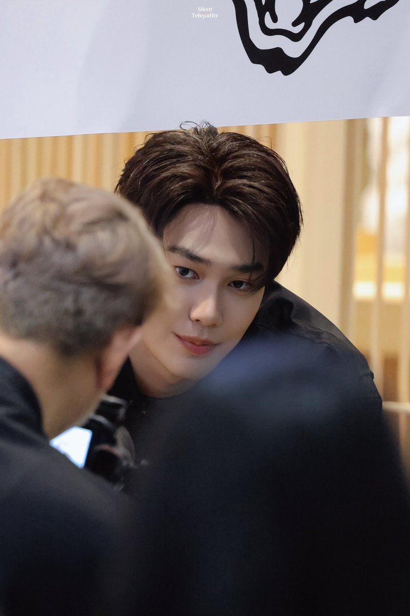thedream_aty's tweet photo. ดิวมันหล่อจังว่ะ หวงแทนน้องธีอะ 🫣 https://t.co/9RxNGg4wMS