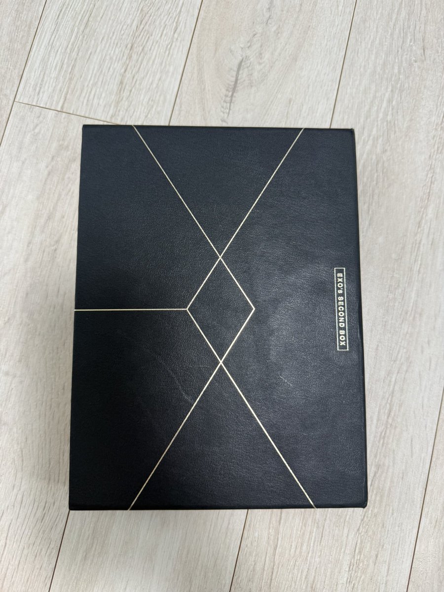 heeha0914's tweet image. 엑소 세컨드박스 dvd sell
Exo’s second box ps sell

1.0 + 택배비 (반택 가능)
하자 없음, 한번도 사용 안함

아래 옵챗으로 연락주세요!

open.kakao.com/o/spY9AQfh

#exo #카이 #kai #sehun #찬열 #수호 #디오 #엑소