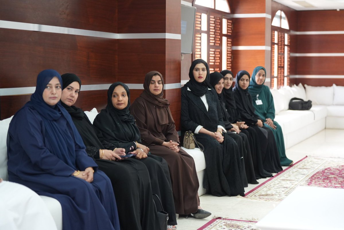 OCCI_BN's tweet photo. في إطار تعزيز التعاون المؤسسي وتبادل الخبرات بين فروع غرفة تجارة وصناعة عُمان بالمحافظات، استقبل فرع الغرفة بمحافظة الباطنة وفدًا من أصحاب وصاحبات الأعمال من فرع الغرفة بمحافظة الداخلية، برئاسة الفاضل/ سيف بن ناصر الطيواني، رئيس مجلس إدارة فرع الغرفة بمحافظة الداخلية. https://t.co/9TmWKm9xgO