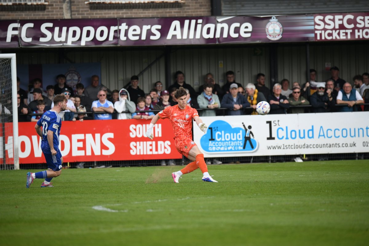 SouthShieldsFC's tweet image. Match Gallery is now available to view, courtesy of Club Photographer, Kev Wilson! 👏

🔗 flic.kr/s/aHBqjCSV5T

#SSFC #AlwaysReady