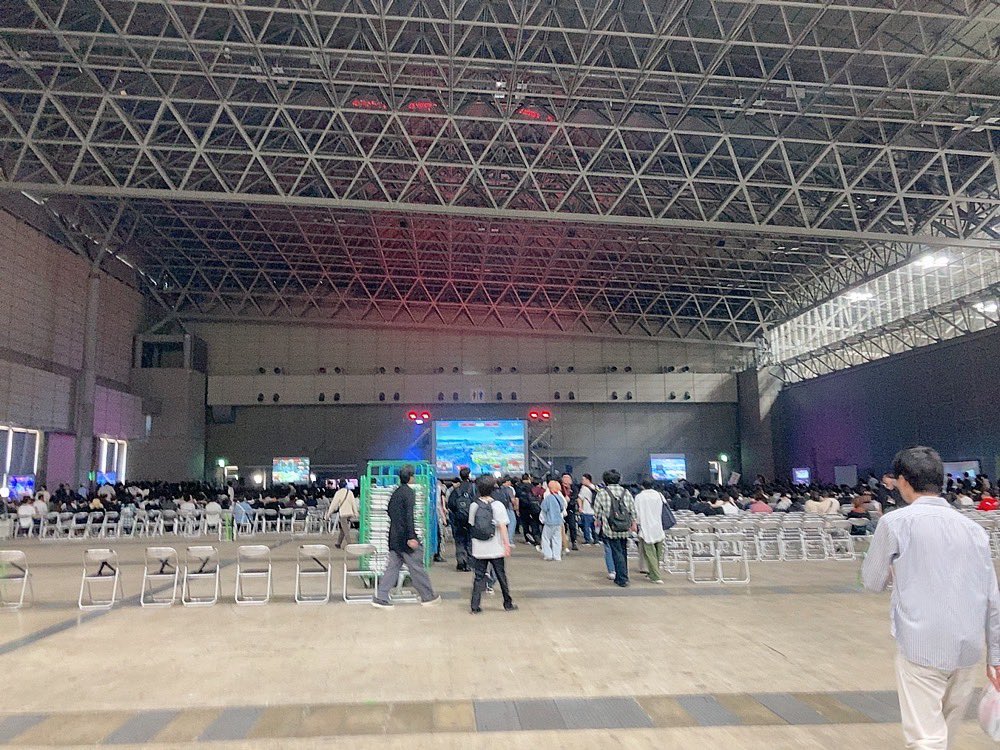 てらりん tweet media