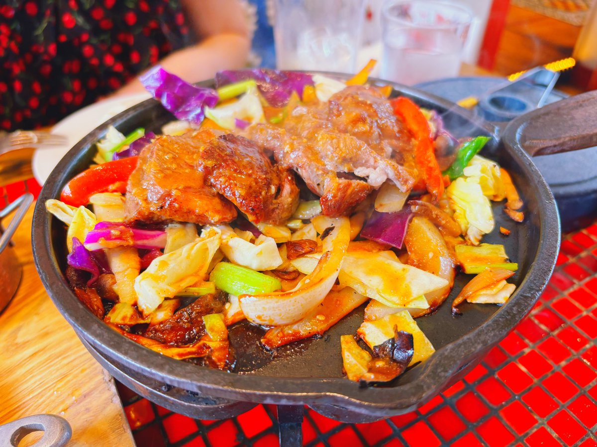 Maru31991's tweet photo. 1時間お散歩しつつ代官山へ！
お友達とメキシコ料理を食べたり、
蔦屋書店で本を探したり、
ギャラリー併設のカフェでスコーンを食べたり☕️
充実した1日でした🌿

📍代官山
LURF GALLERY / Hacienda del cielo https://t.co/0HOjf9A1Wt