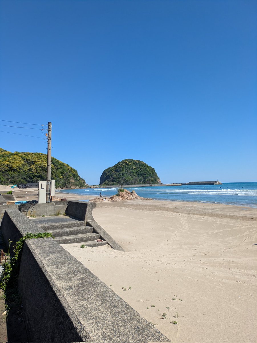 rgu0rQNdne56204's tweet image. 岡山に帰省中唯一のフリーな日
鳥取へTrip🏄
#鳥取Trip #Surfing #羽尾海水浴場 #日本海