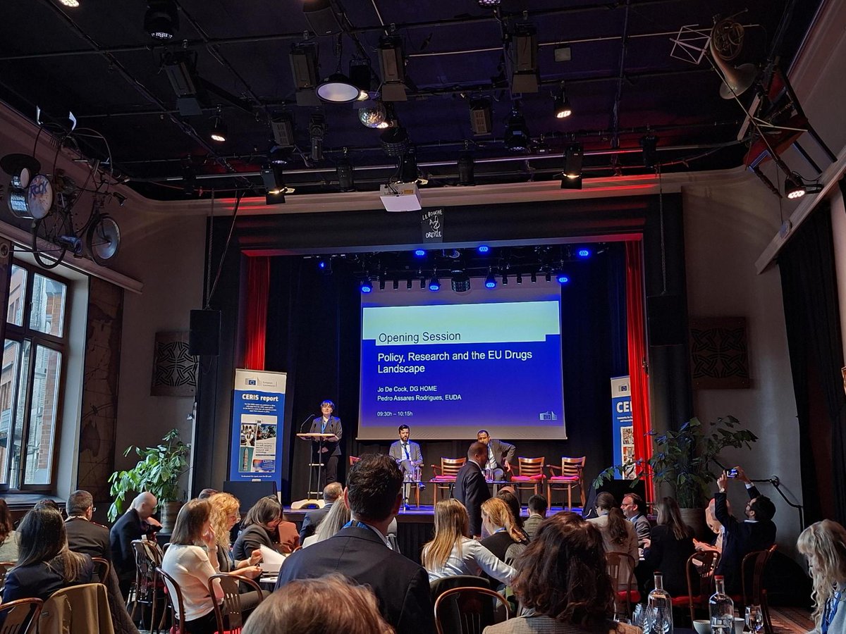 EUCPN's tweet photo. At the #CERIS Workshop in #Brussels, excited to join the panel on #Drugs, Youth &amp; Society.
CERIS, led by the @EU_Commission, brings together security practitioners, policymakers, researchers, industry &amp; civil society to strengthen capabilities and turn research into practice. https://t.co/mEkRkkyE2w