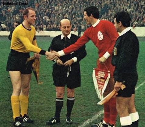 BVBSB09's tweet photo. 60 Jahre. #BVB https://t.co/O72P8IItrf