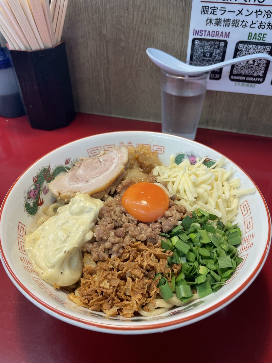 _BA_YA_SHI's tweet photo. 真岡市
ジラフ特別営業
MISOSIRUDAKUMAZESOBA
味噌汁だくまぜそば
1400円

予定があったので遅めの訪問🦒
おい飯終了が心残り。
でも問題無し！

美味さは絶品！クリームカレーマヨが最高😊
自家製麺と味噌タレが絡み鬼ウマ！挽肉とニラがいい仕事してる🍜
幸せをありがとう😊

本日もご馳走様でした🦒 https://t.co/tSYr9JIOmM