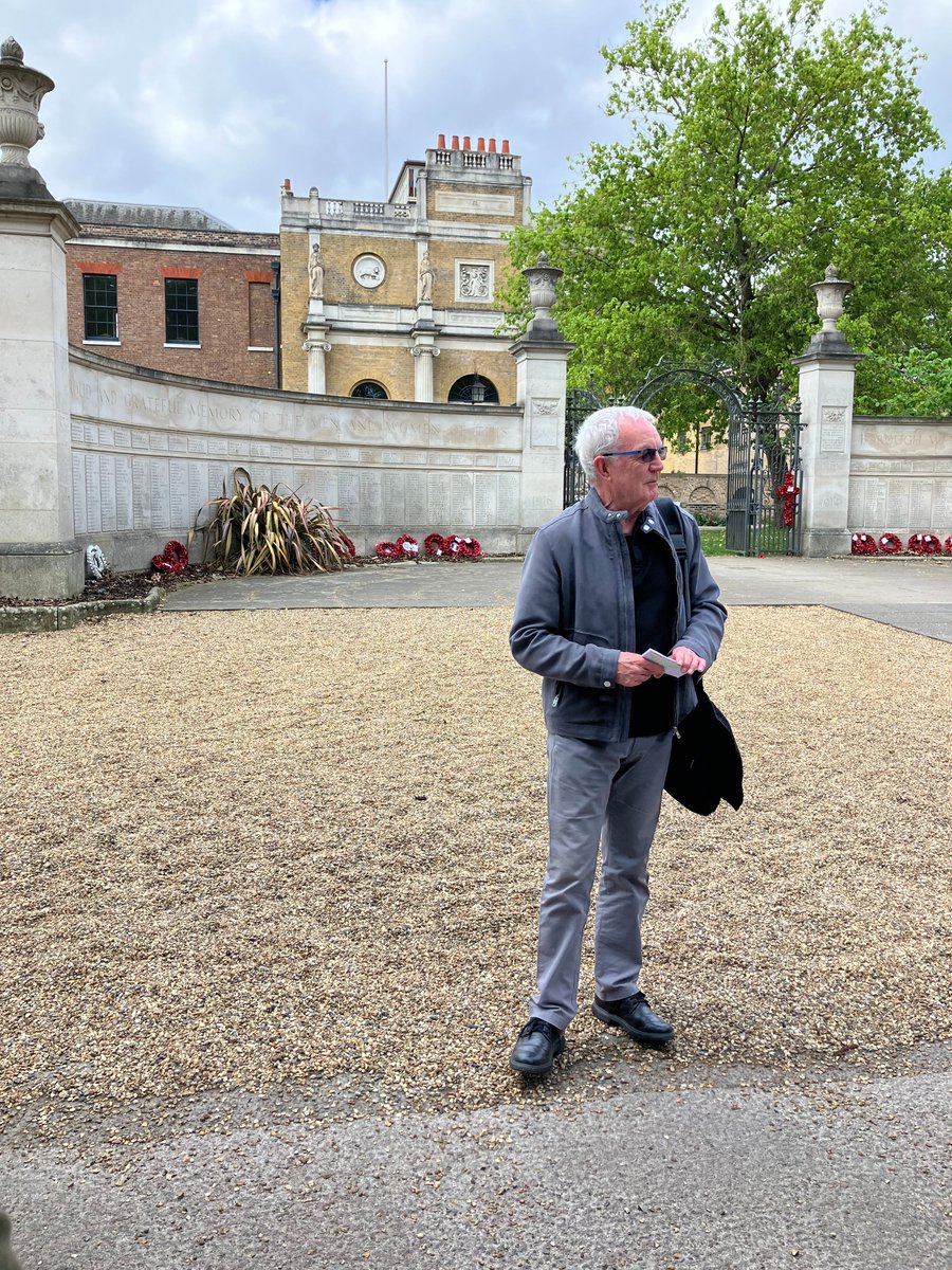 conalu's tweet photo. World's best selling author and world's most prolific writer among highlights of Ealing's literary scene

A tour of Ealing reveals that many literary giants, and at least two foreign head of state, made Ealing their home

https://t.co/5mZJYlrzh1 https://t.co/AAlqxx8aps