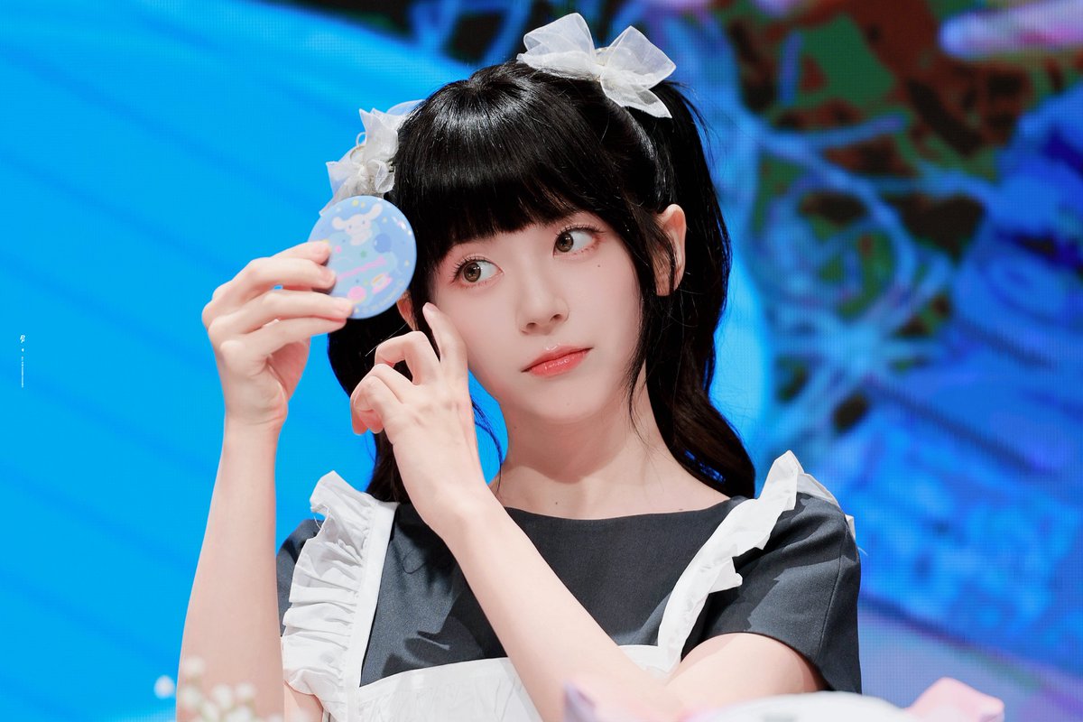 Pureflame1216's tweet photo. 260505

       ⠀⠀⠀𓂋
    ⠀⠀⠀Ი ︵ 𐑼 
    ⠀⠀⠀(˶• .̫ •˶) ♡
⠀⠀⠀ ꒰ঌ/      \໒꒱

#MASHIRO #마시로 
#MADEIN #메이딘 https://t.co/itAgHhzmp4