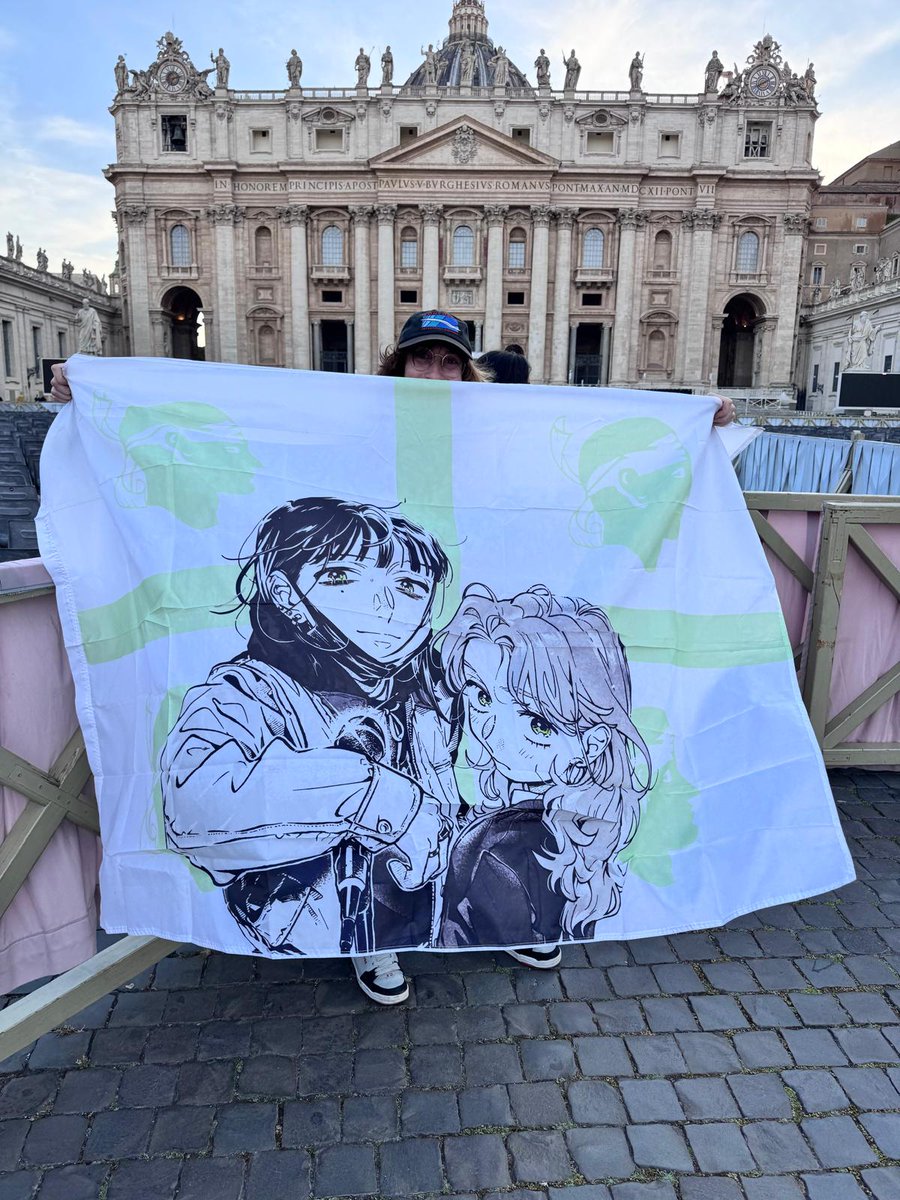 Joan not ¾ of Arc 🧡🤍🩷 tweet media