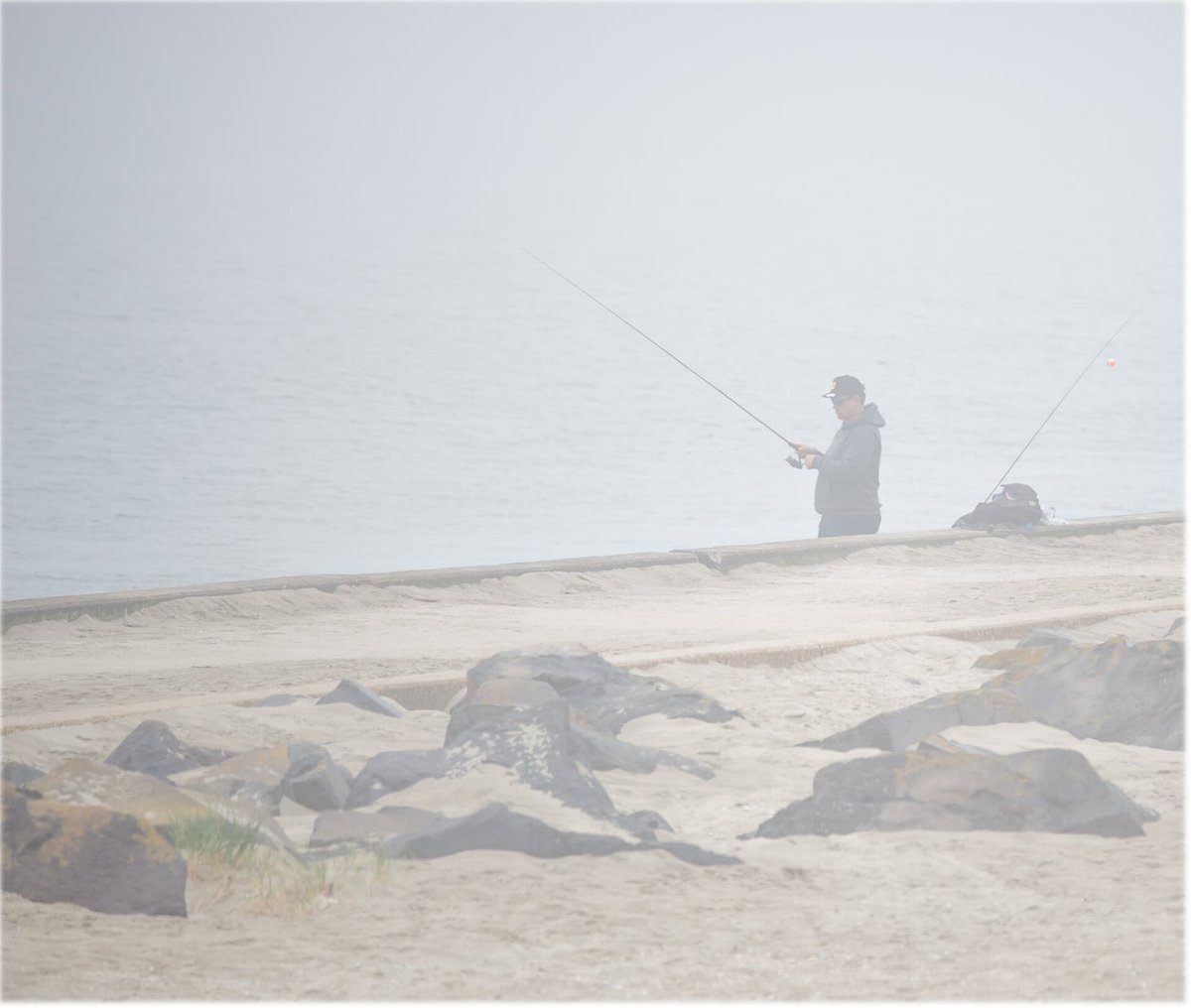 JOSBOOM's tweet photo. Vis vangen in de mist https://t.co/3KazzaulXq