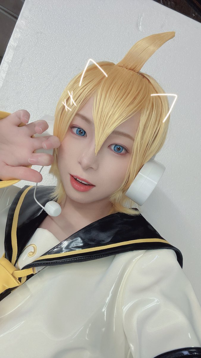 瑠璃 tweet media