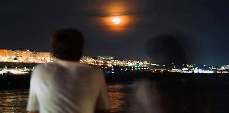 voidwithverses's tweet photo. How to get over someone you still love: https://t.co/jJNHNWsfZj