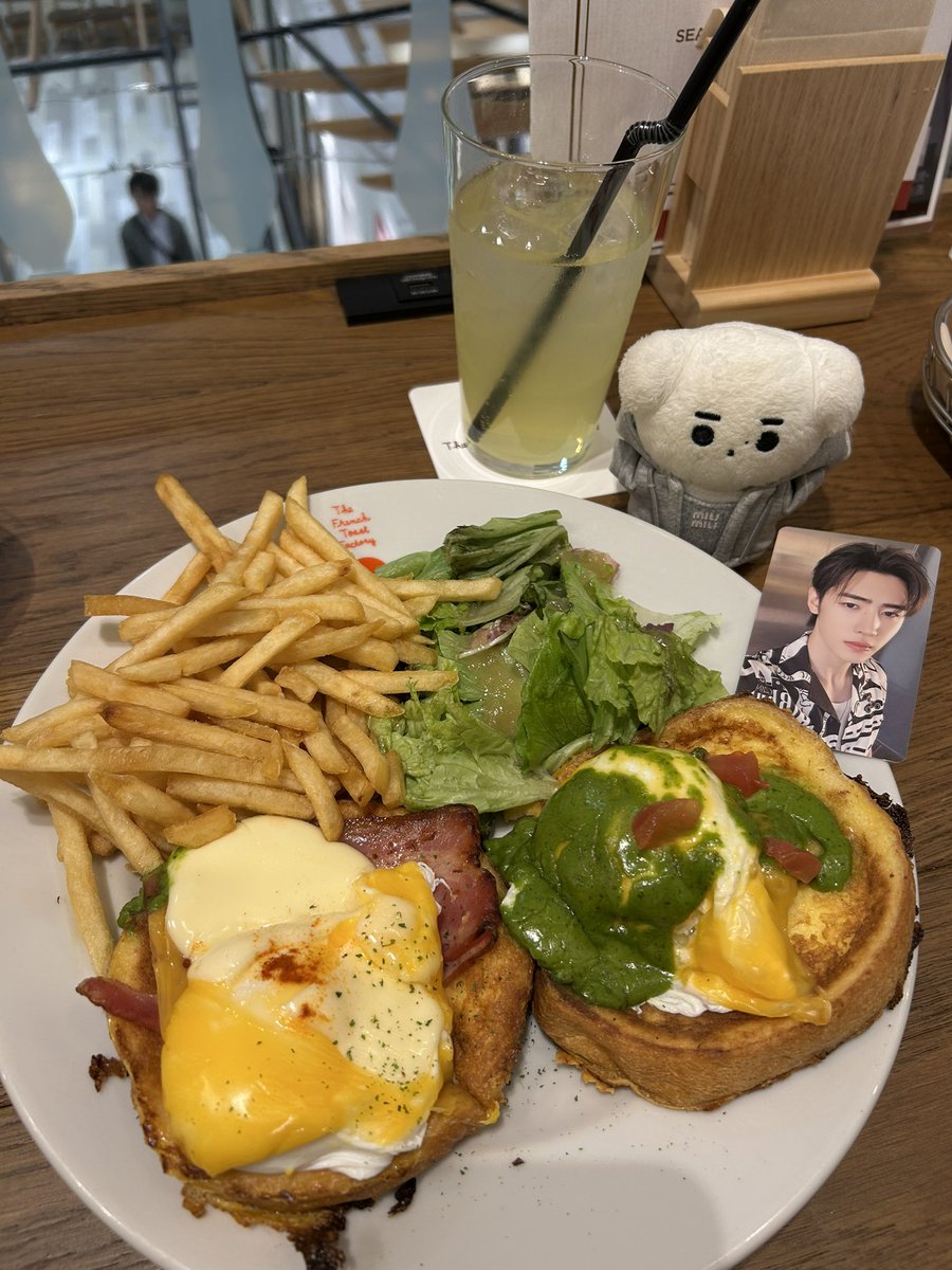 ゆゆ ᵕ̈ tweet media