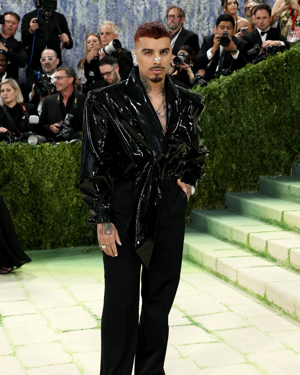 SAINT LAURENT tweet media