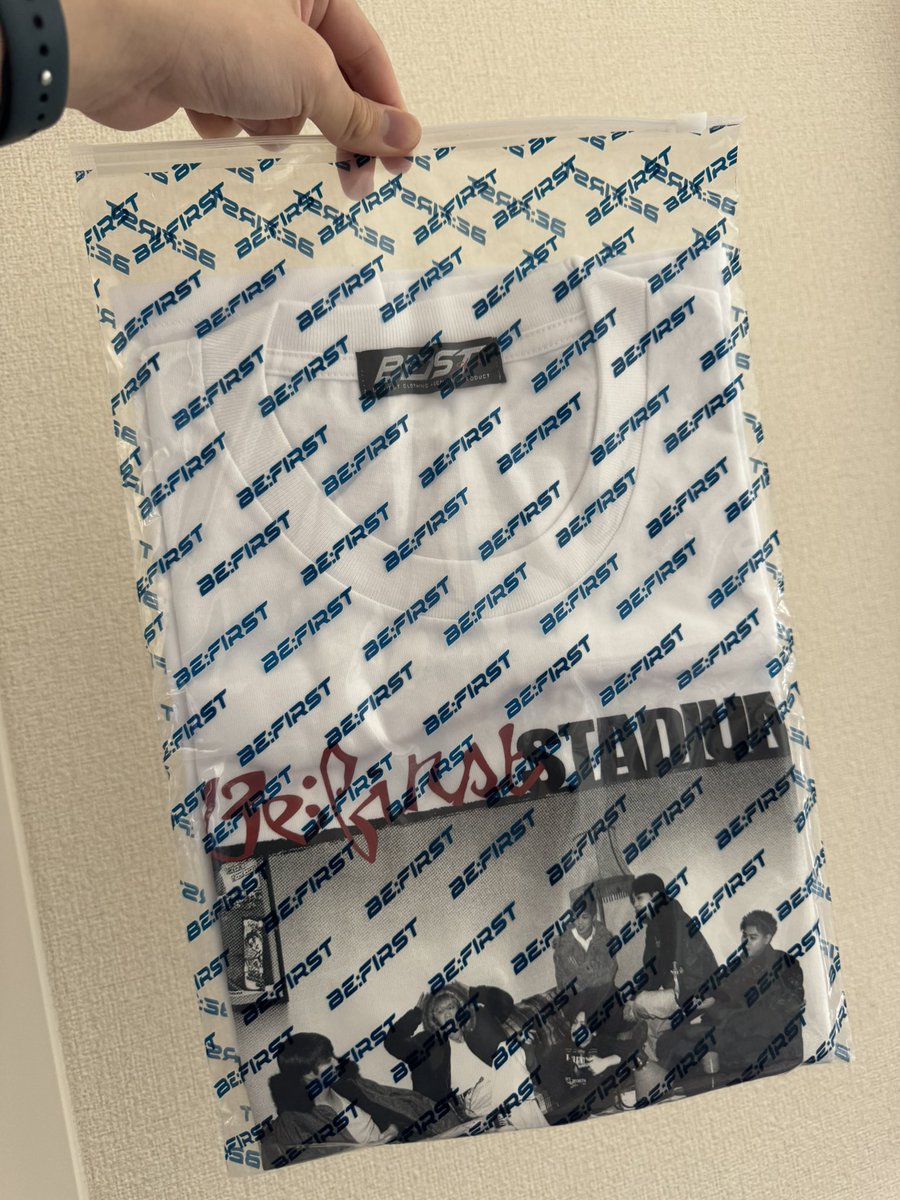 ふーけん tweet media