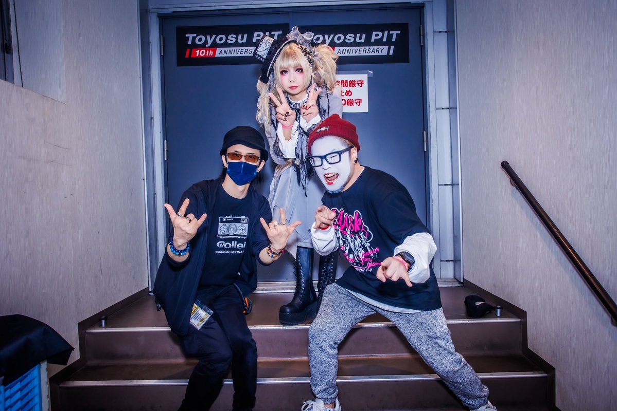 SuganumaPhoto's tweet image. FINAL MASK 5.1・5.2
豊洲PIT 撮影📷

未散さんの人望が具現化したような2days
現場の至る所で 久しぶり！の声が飛び交う
人間交差点

しかと見届ました👁️

盛り上げに欠かせない団長もgood job
未散さんの今後のご活躍は私のXでも垣間見えるかもしれません
おぱおぱ Forever 
#未散 #MASK
#TSフォト