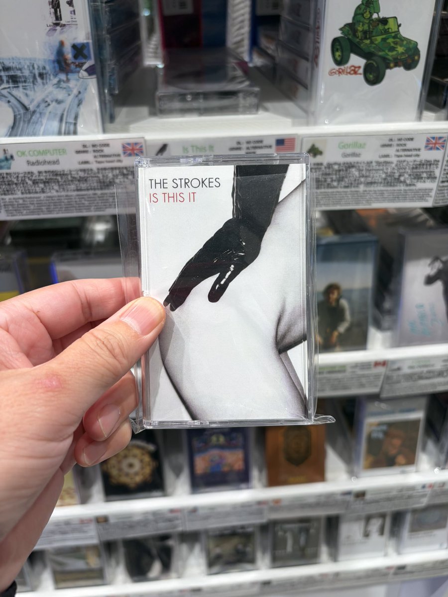 アンフィニMS7とMS8のカセットテープ（非売品） カセットテープ📼欲しいナ