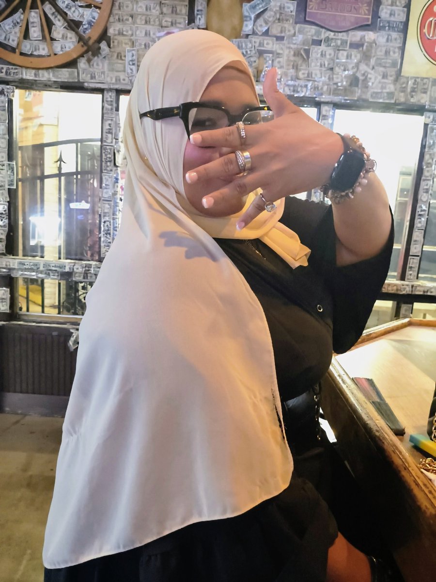 hababtiii's tweet image. #Muslim #hijab #niqab #leoparddress #ladyboy #alt #goth #plussize #bbw #bow #loveisblind