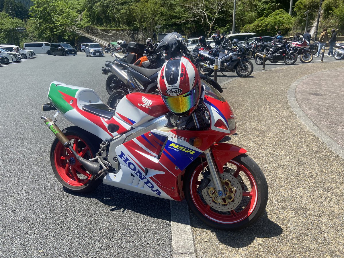 Z550sho's tweet photo. 久しぶりの地元勢ツーリング https://t.co/EjcK092bUs
