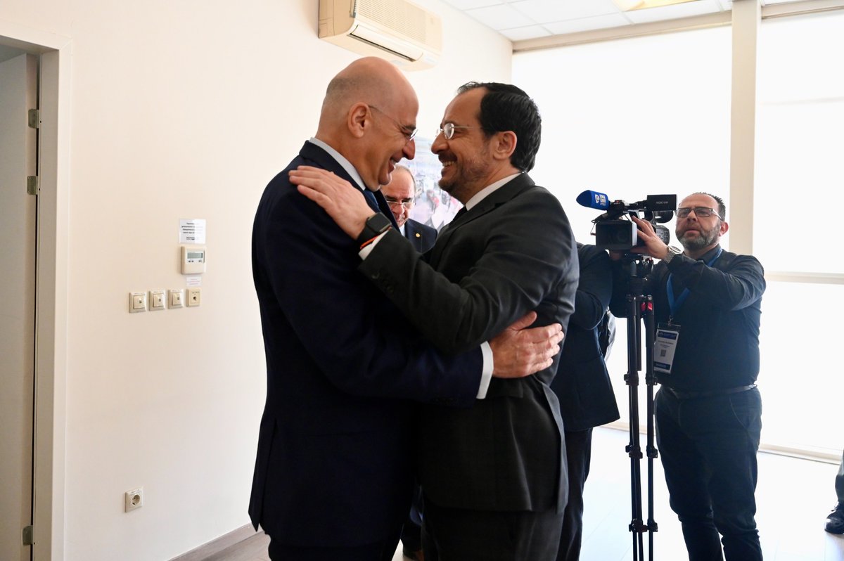 Είχα τη χαρά να συναντηθώ στο πλαίσιο του #DEFEA Conference, με τον Πρόεδρο της Κυπριακής Δημοκρατίας, κ. Νίκο Χριστοδουλίδη <a href="/Christodulides/">NikosChristodoulides</a>.