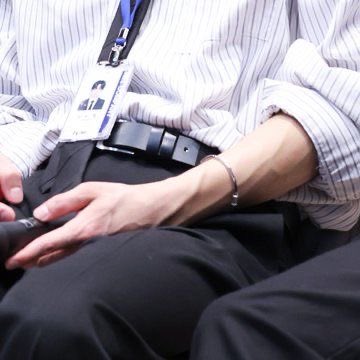 도훈 팔 tweet media