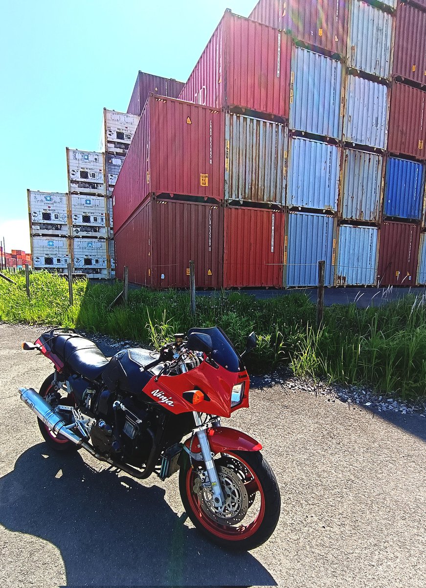 AND819R's tweet photo. きょうは大井埠頭方面に。走ってるときはちょうど心地よい陽気✨ https://t.co/Fzw5dqgdDb