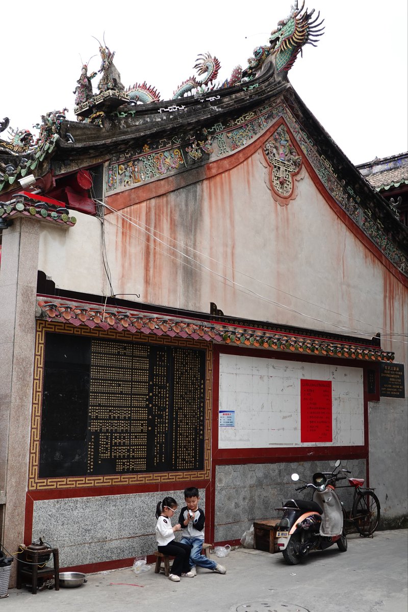 shiningmrfan's tweet photo. 诏安古城，又一座古典城市的时间胶囊。不同于半空的揭阳县城，这里依旧烟火鼎盛，充满活力。
#出口成漳 https://t.co/EhG7AUSLNe