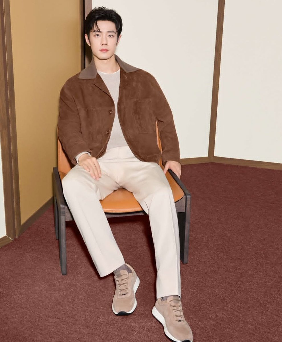 FashionistD's tweet photo. #XiaoZhan of the day! https://t.co/SayaT9rxI0