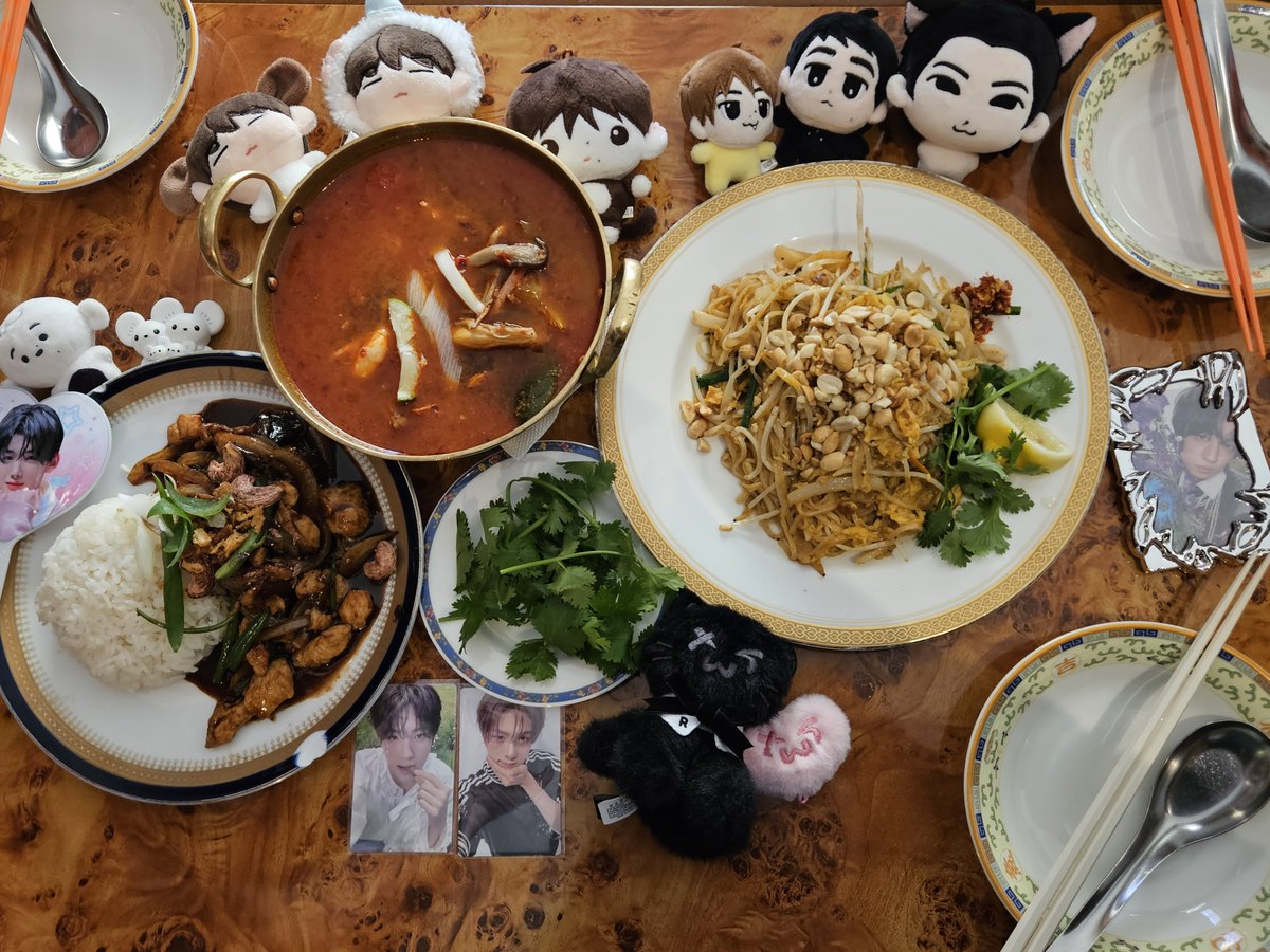 ttssuri's tweet photo. 메이트 르네 사이의 점심

용산 하이타이 https://t.co/uivM8bpGmk