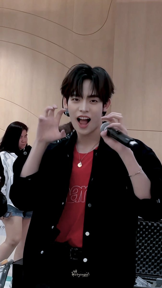 เฟี้ยว 🛵 tweet media