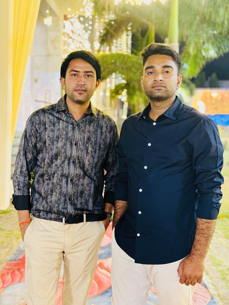 RavindraPatel05's tweet photo. लाडले भाई प्रेम मंडावर जी को जन्मदिन पर हार्दिक शुभकामनाएँ 🌸

आने वाला साल आपके लिए मंगलमय हो। 

@Premdalveer https://t.co/roi16CzuPX