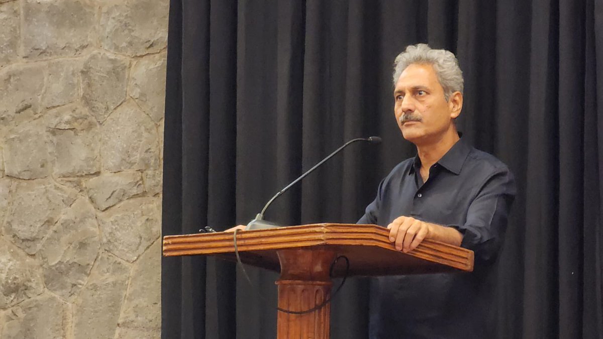 DastangoiTheArt's tweet photo. Highlights from the screening of Dastangoi Documentary last evening at the India International Centre, New Delhi.
4th May marks 21 years of revival of Dastangoi by #MahmoodFarooqui.
#dastangoi #dastan #documentary #storytellers https://t.co/swGRvLkQjY