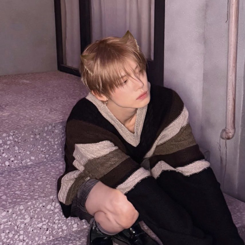 ⋆ 준이 ໒꒱ྀི 𖤐 tweet media