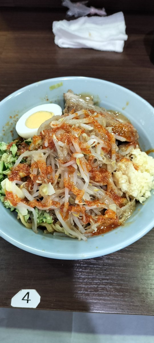 タカヒロでした tweet media