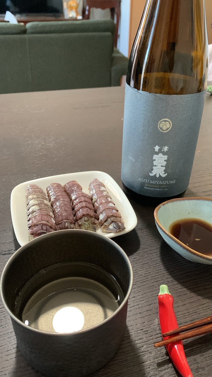 yuya_874's tweet photo. シャコを肴に會津 宮泉で私のGWを締めたいと思います🙌
明日からの仕事もボチボチと頑張りすぎずやってきます。 https://t.co/A5pS0PQuJh