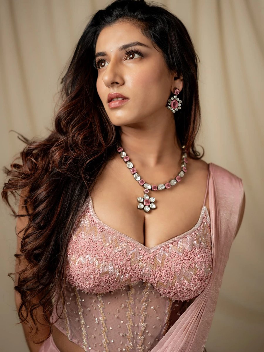 Paradise Of Actress tweet media