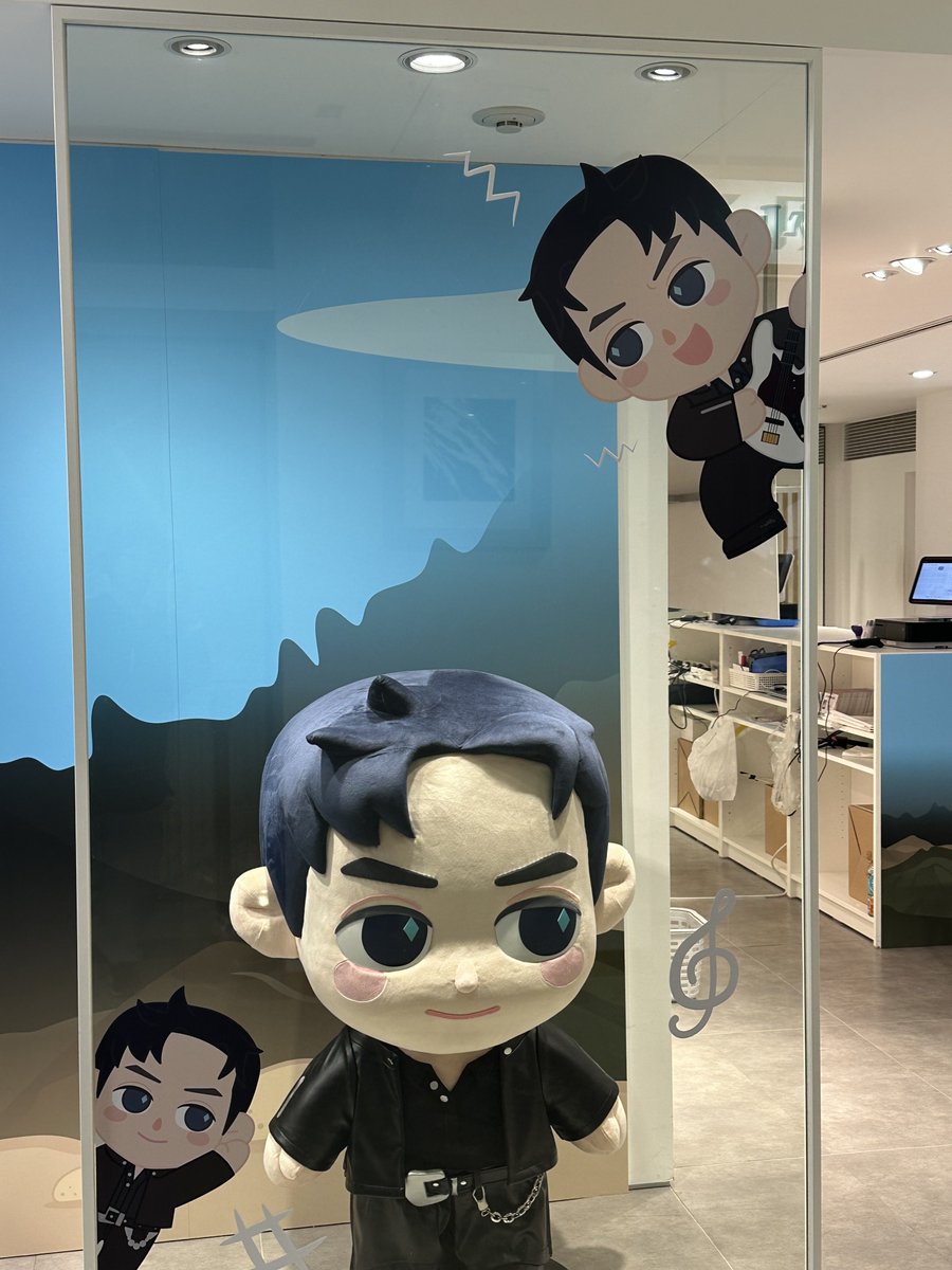 JS_no_Maegami's tweet photo. やっと来られた😭 정신 ちょっとだけゲット🥰
#CNBLUE #씨엔블루 #MINIBLUE #FIND_YOUR_ROADMAP_IN_TOKYO https://t.co/t5HAQONk81