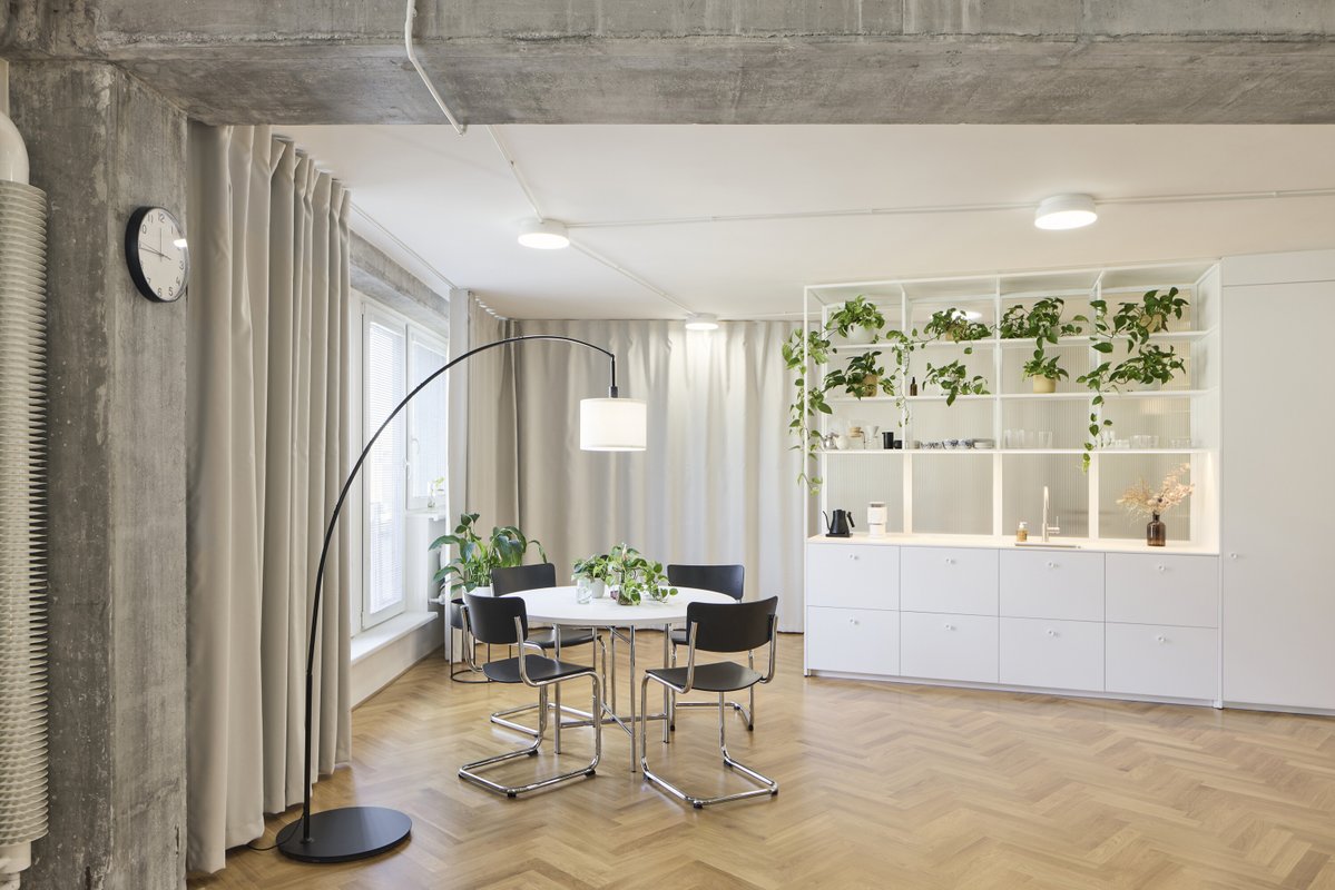 88DesignBox tweet media