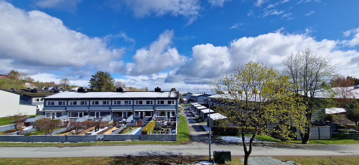 hoeggen's tweet photo. Bak skyene er himmelen alltid blå 😍 #Bluesky #Spring #MayMonth https://t.co/KqpNGwQJQ1