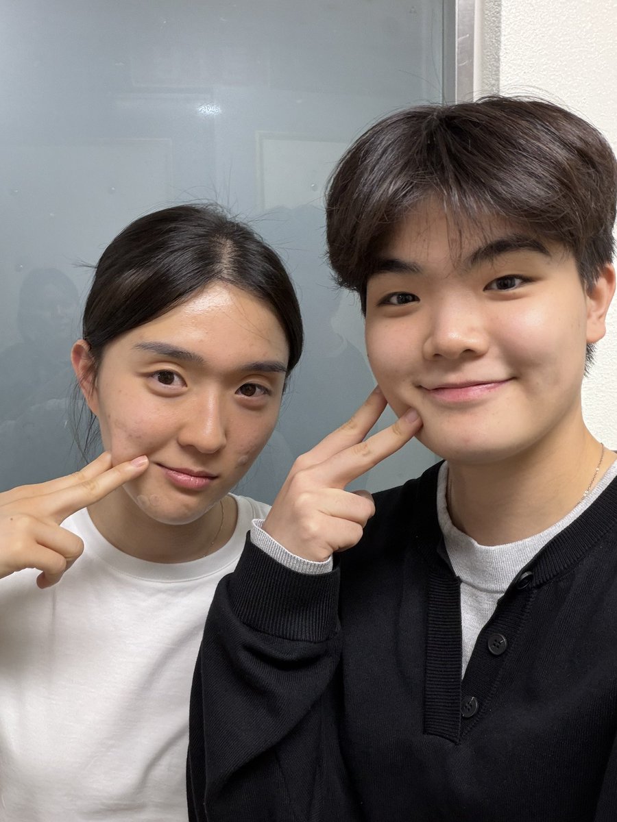 영수¹⁷ tweet media