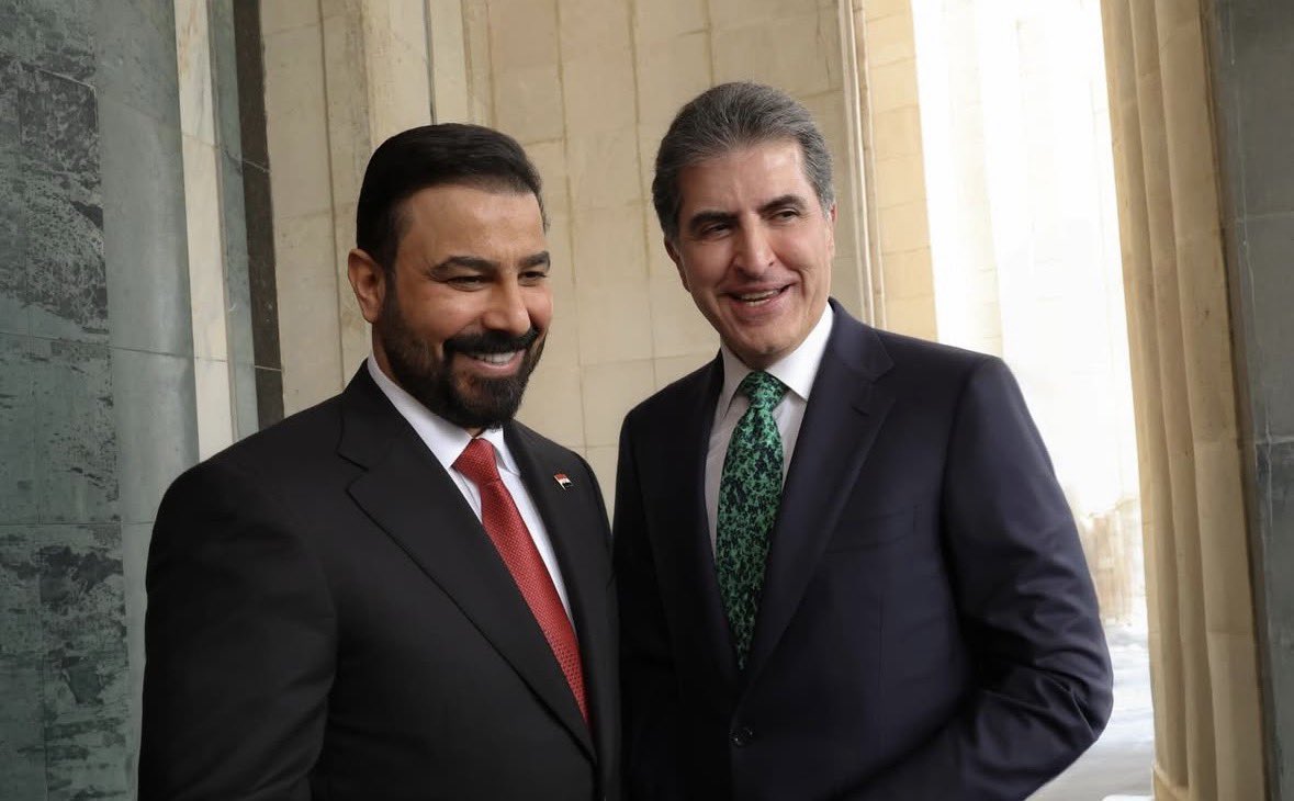 MuhammadBahra's tweet image. @IKRPresident 

کۆبوونەوەی سەرۆکی هەرێم لەگەل سەرۆک وەزیرانی ڕاسپێردراو .🤍🕊️👑

#kurdi #peace #president #presidentnechirvanbarzani #alialzaydi