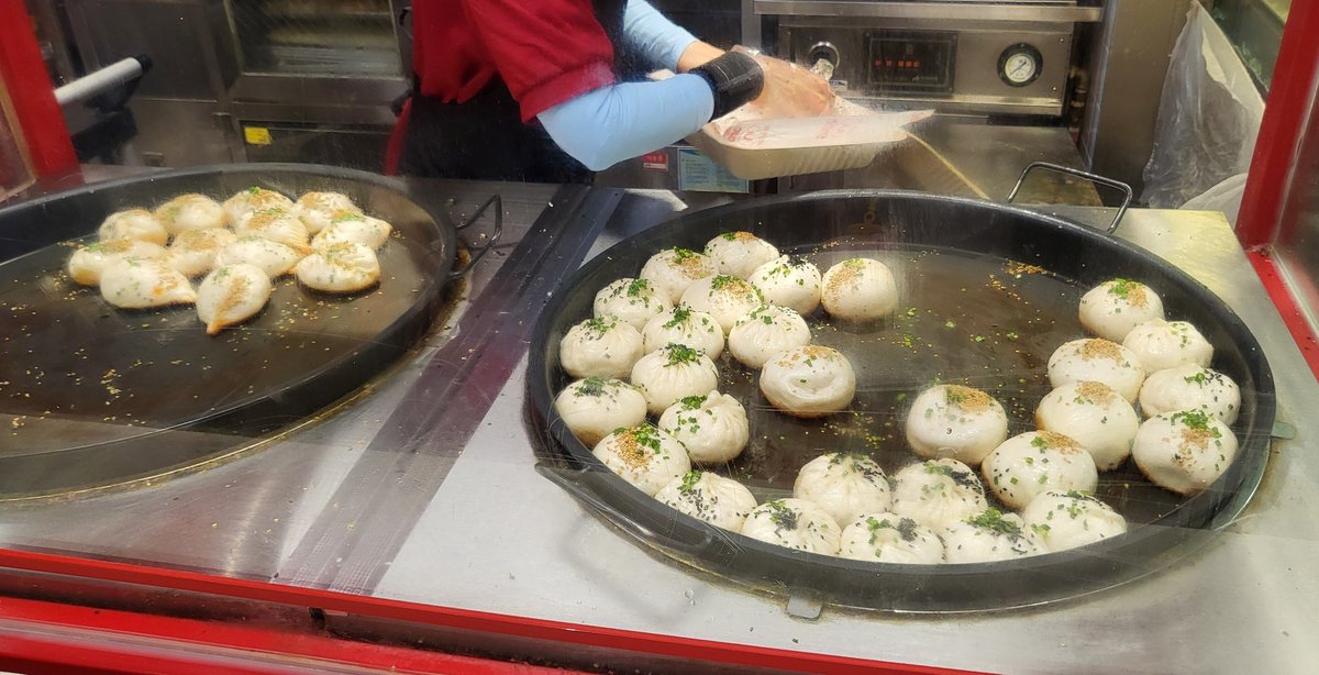 smsmjs1000's tweet photo. 와 이 만두 뭐야?
개 맛있어 보여🥟 https://t.co/97dBxnHx00
