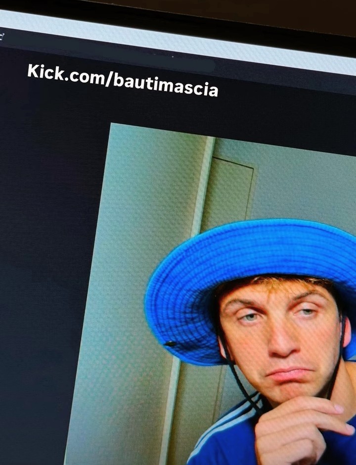 grachu204088344's tweet photo. #BautiMascia #StreamingKICK https://t.co/7vLtZCgr7i