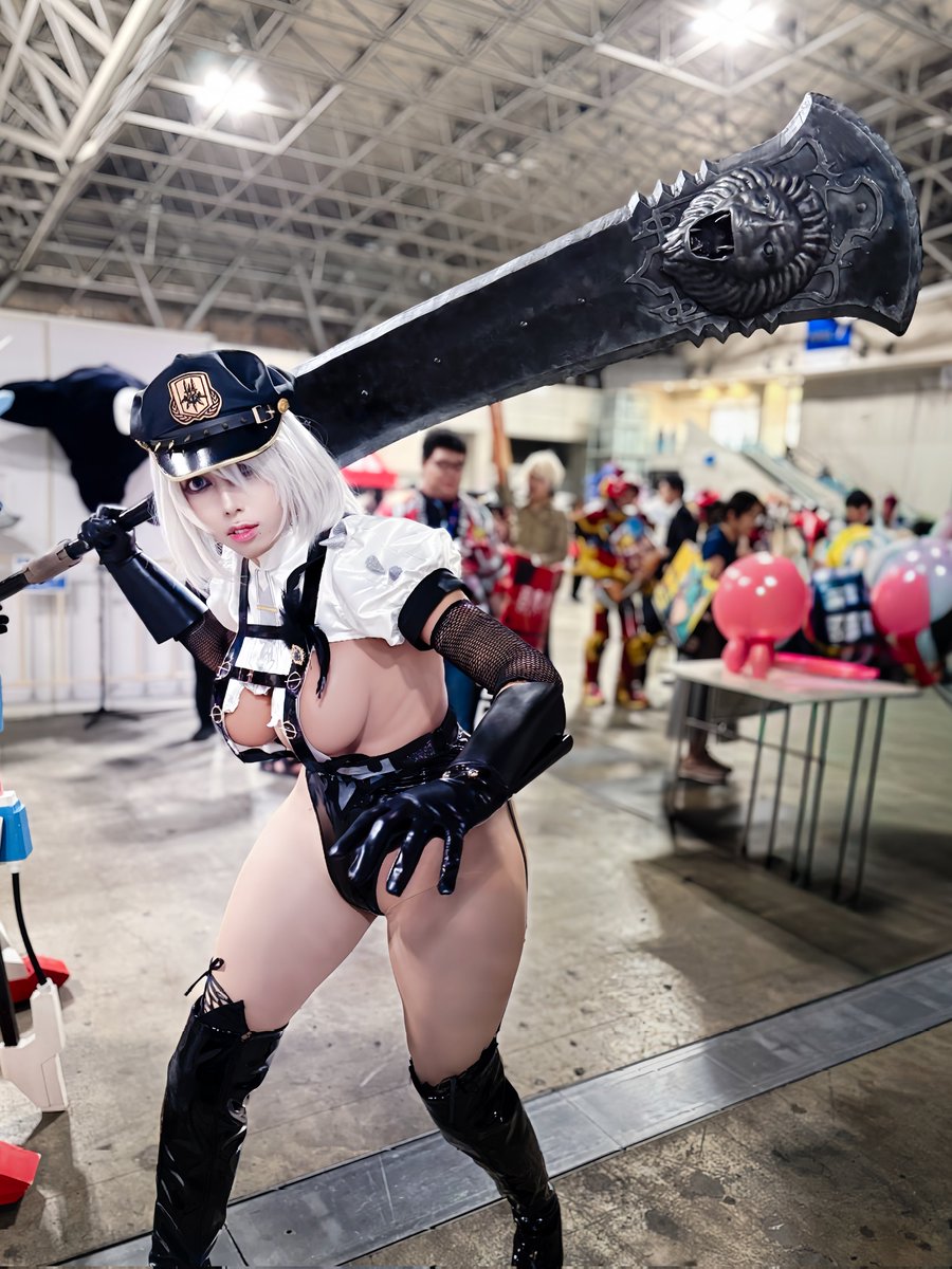 toxin_cosplay's tweet photo. NieR:Automata
-Beastlord-
🦁☾🗡️
#コスプレアイテム体験  #ニコニコ超会議2026  #cosplay  #NieRcosplay https://t.co/IfqtoGN3fR