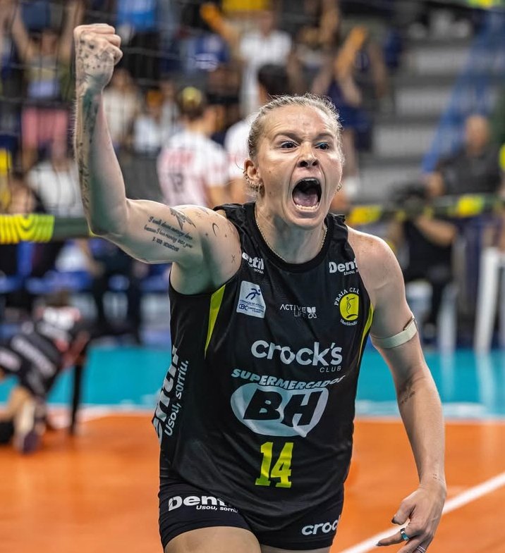 Dentil Praia News - TRICAMPEÃO 🏆💛🖤 tweet media