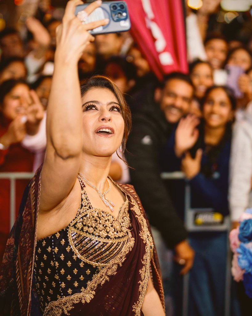 GeoAce64646's tweet image. #Kajol #Kajolhot