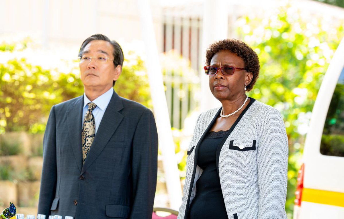JaneRuth_Aceng's tweet photo. The 7 fire trucks have been handed over to the @PoliceUg to enhance response to fire emergencies.This timely support will strengthen our emergency medical services particularly in hard to reach areas. We deeply appreciate the People of Japan for their support to the health system https://t.co/mJldT8aSnD